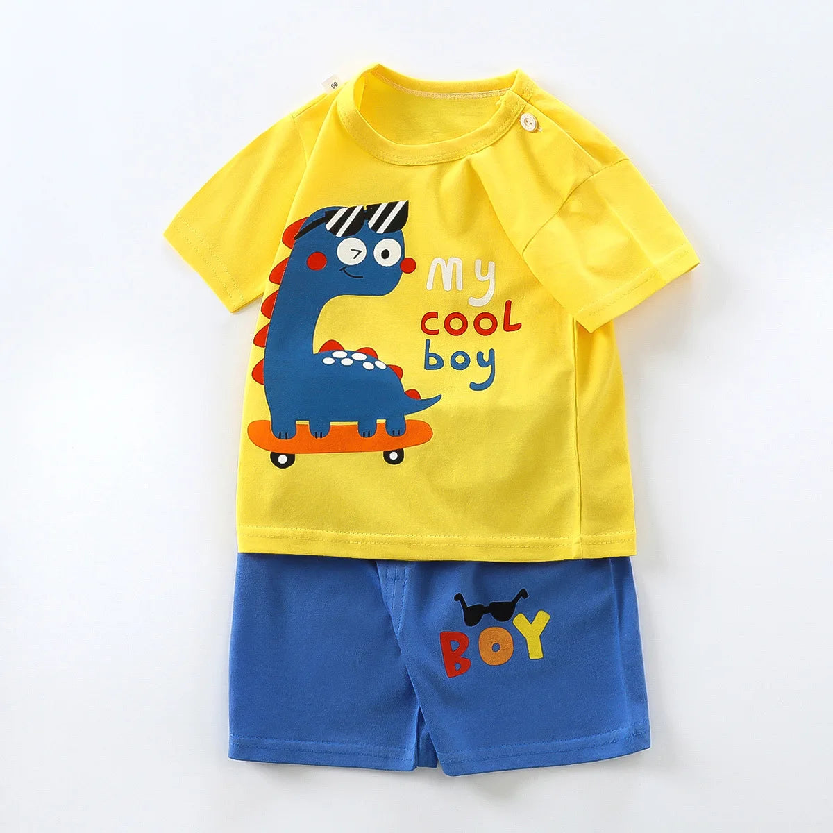 BrightBuds Summer Set | 

Soft cotton two-piece with playful cartoon print. Perfect for sunny adventures.