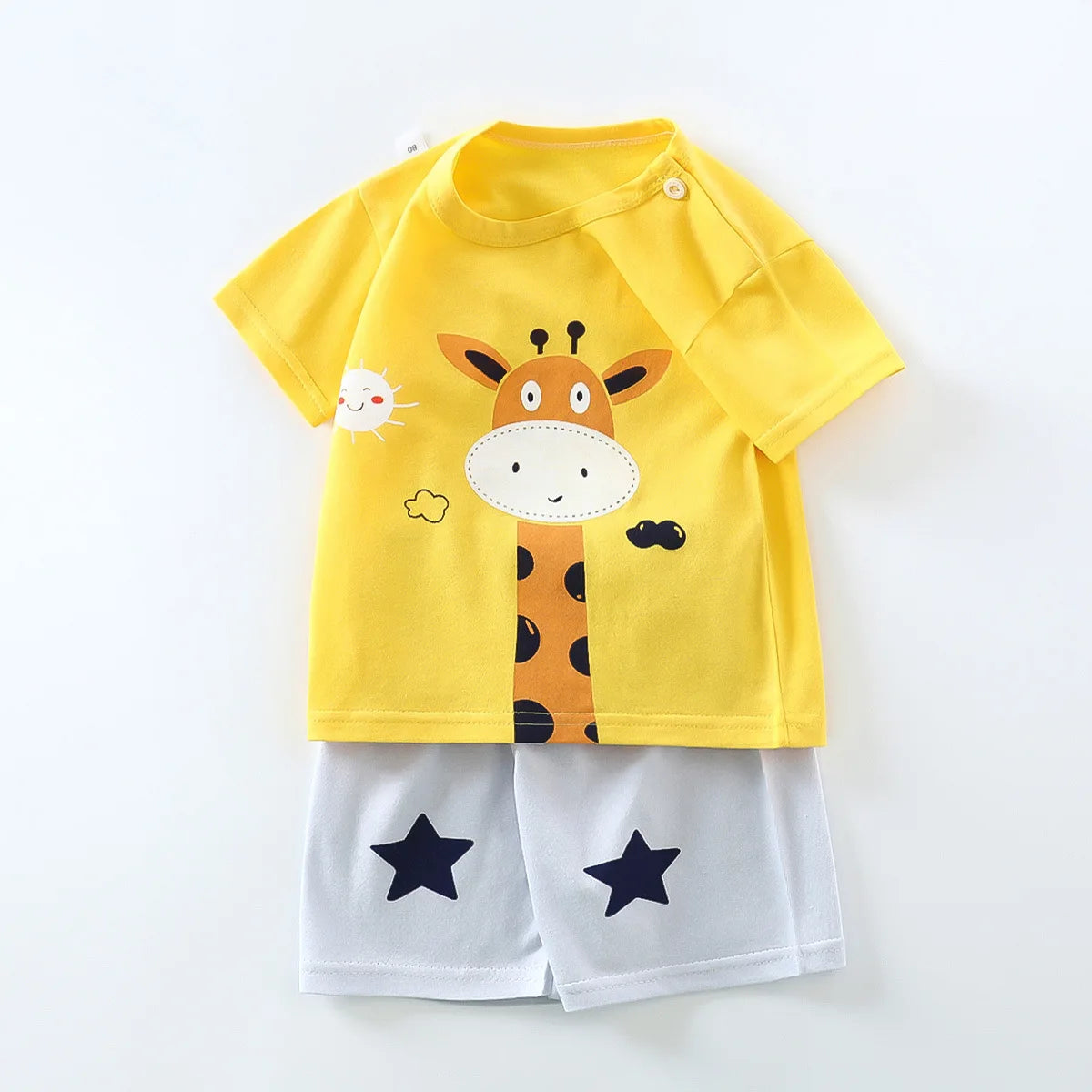 BrightBuds Summer Set | 

Soft cotton two-piece with playful cartoon print. Perfect for sunny adventures.